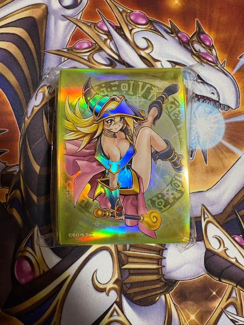 未開封　遊戯王　魔術師の弟子ブラック・マジシャン・ガール スリーブ 100枚