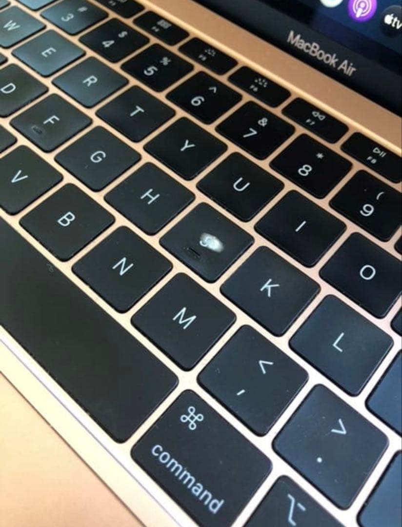 MacBook Air 13インチ　2019 ジャンク　本体