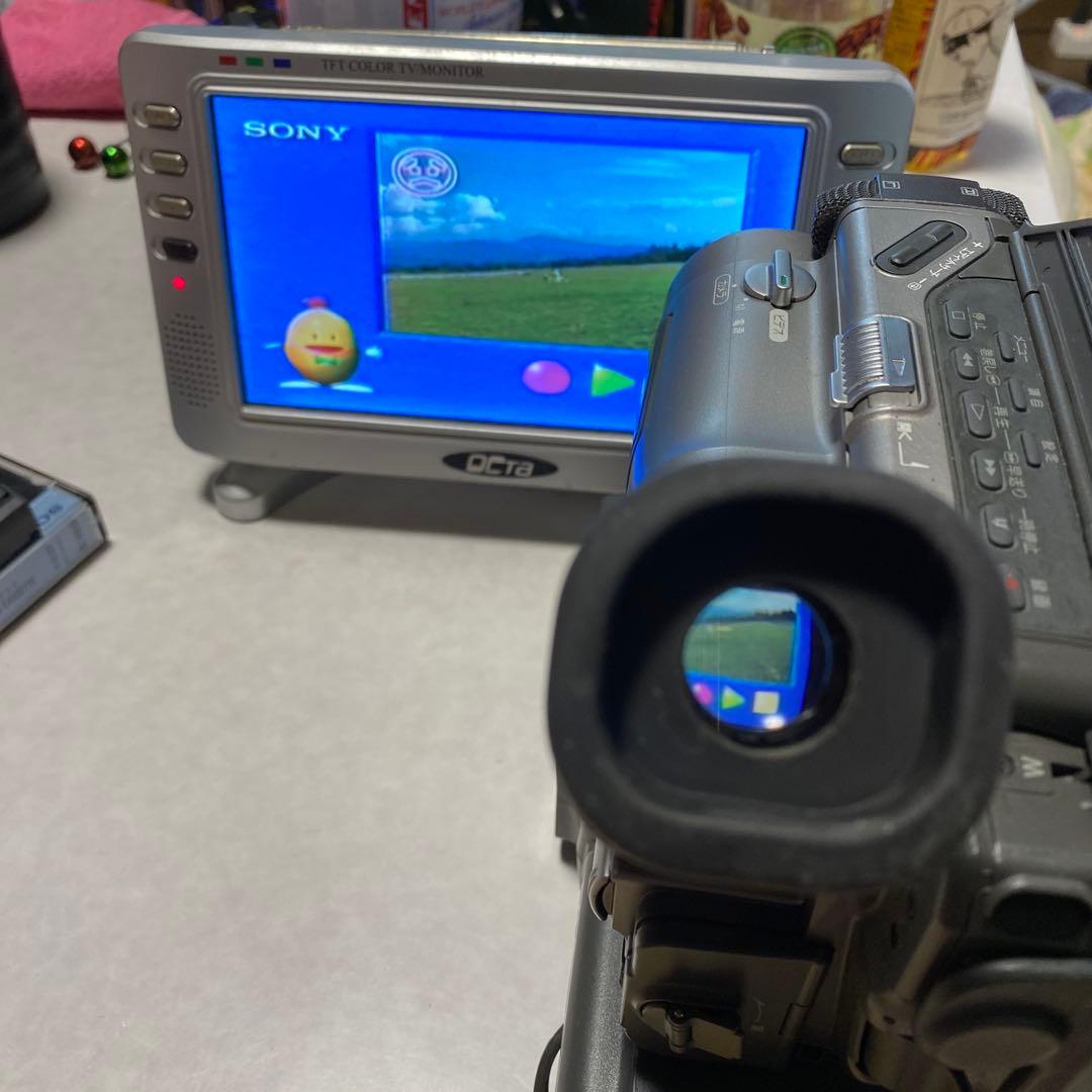 SONY VideoHi8 Handycam CCD-TR1 ⑤