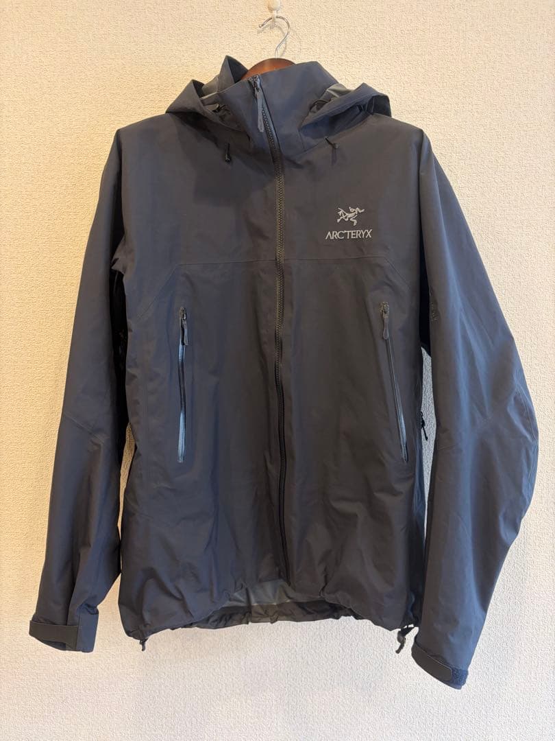 31dak　ARC'TERYX BETA AR KINGFISHER