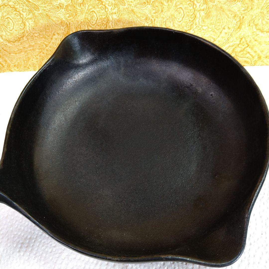 【Bamikiさま宛】鋳鉄製フライパン・鍋敷き／4個セット