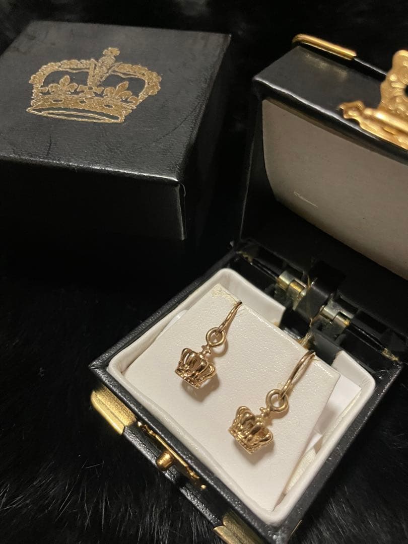 ORDER TINY CROWN ON HOOK 18K 2個セット