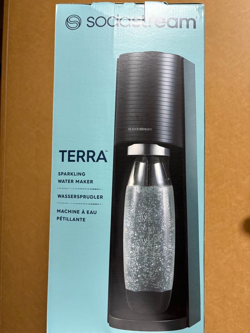 SodaStream TERRA 炭酸水メーカーとボトル一本