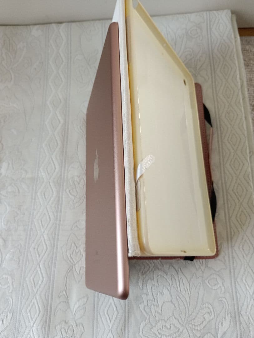 Apple iPad6 第6世代 32GB　 ローズゴールド