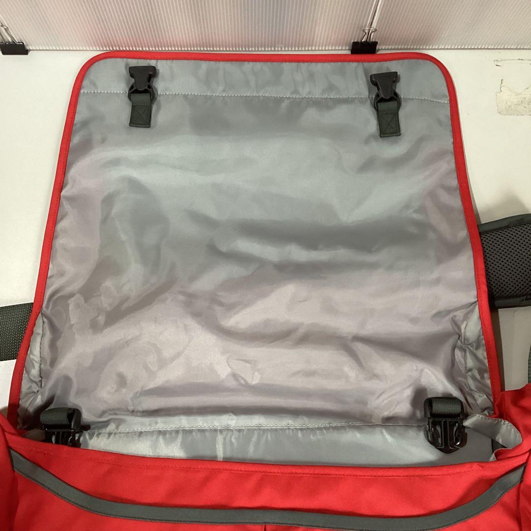 パタゴニア patagonia ハーフマス メッセンジャーバッグ 赤