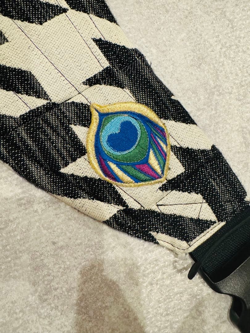 artipoppe 抱っこ紐 ハウンドトゥース柄