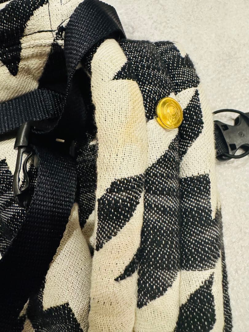 artipoppe 抱っこ紐 ハウンドトゥース柄