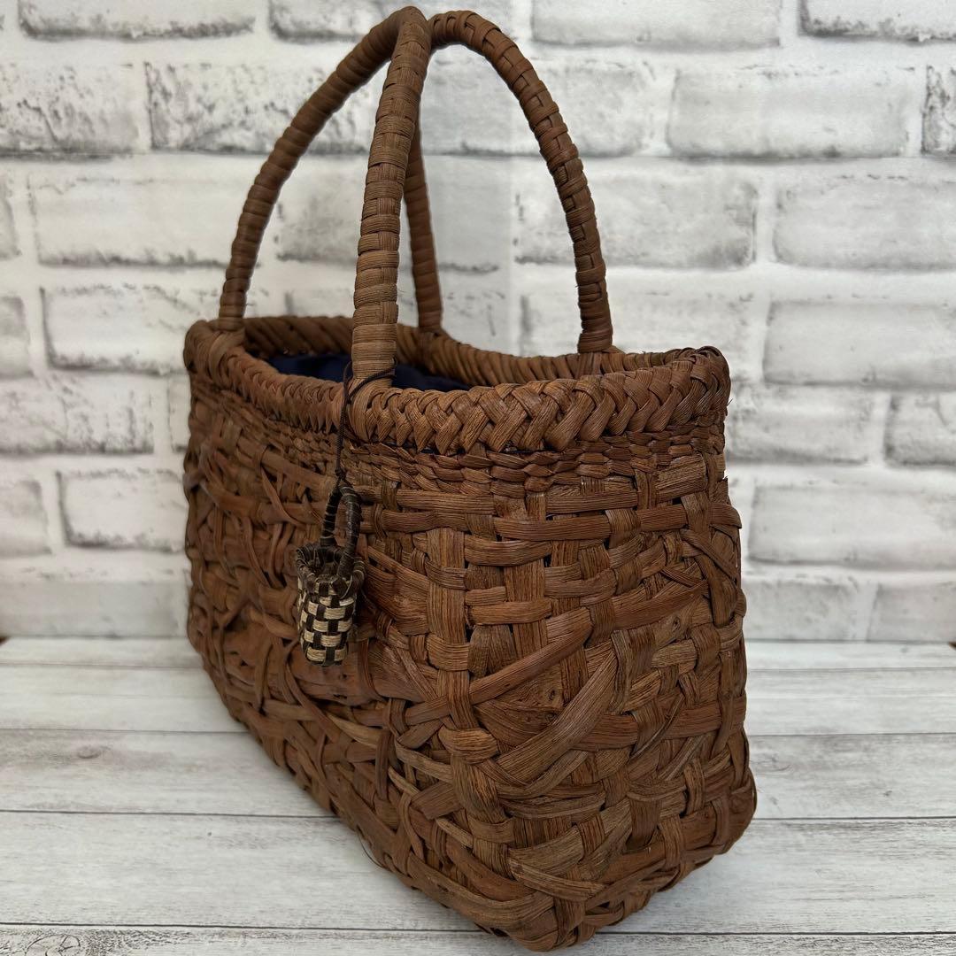 最高級山葡萄かごバッグ　山形県産　一番皮のみ使用　国産