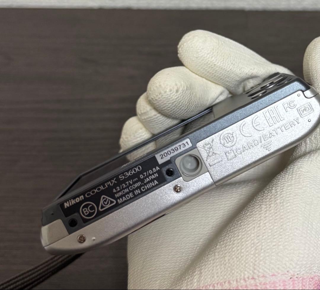 Nikon ニコン COOLPIX デジカメ S3600