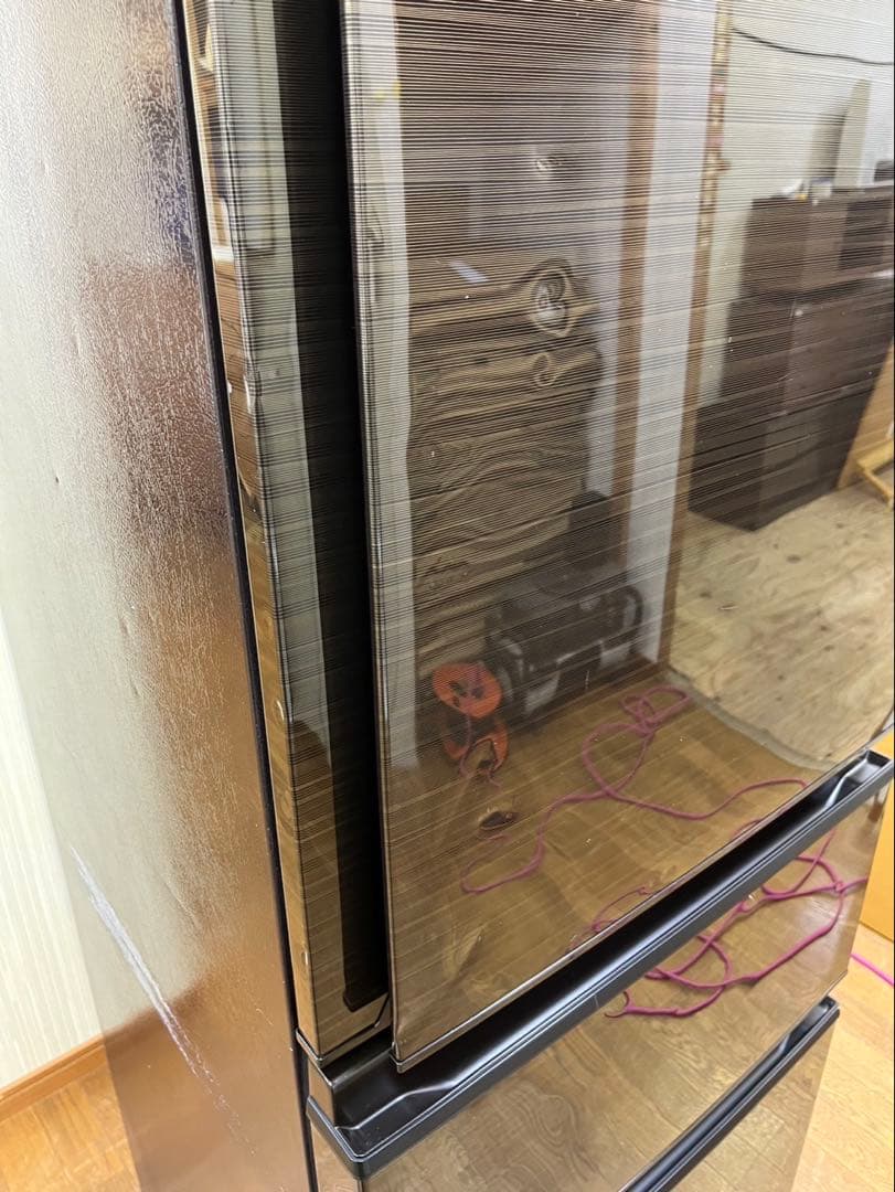 大特価C級品 2019年 MITSUBISHI 401L 右開き 3ドア冷蔵庫