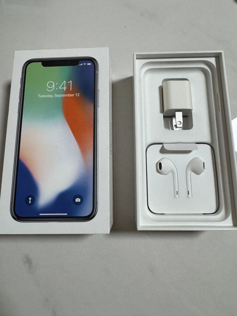 iPhone X 256GB シルバー 本体 箱あり