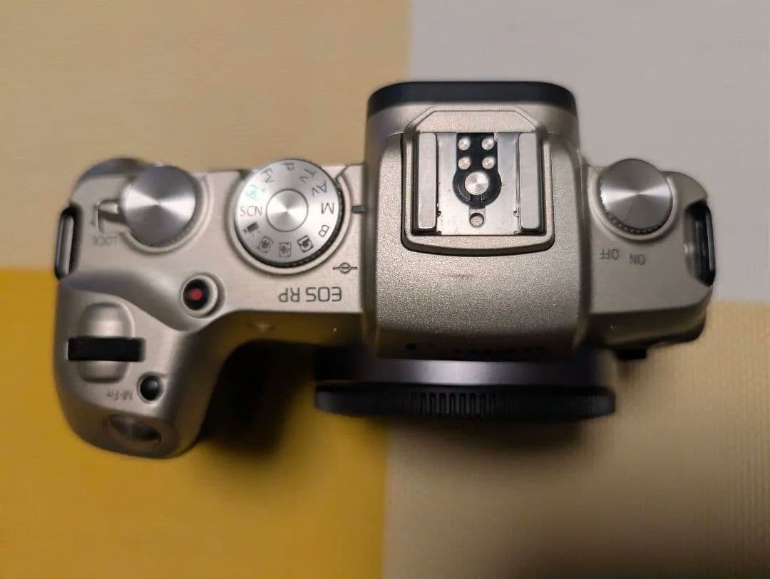 Canon EOS RP ミラーレス一眼 ゴールド