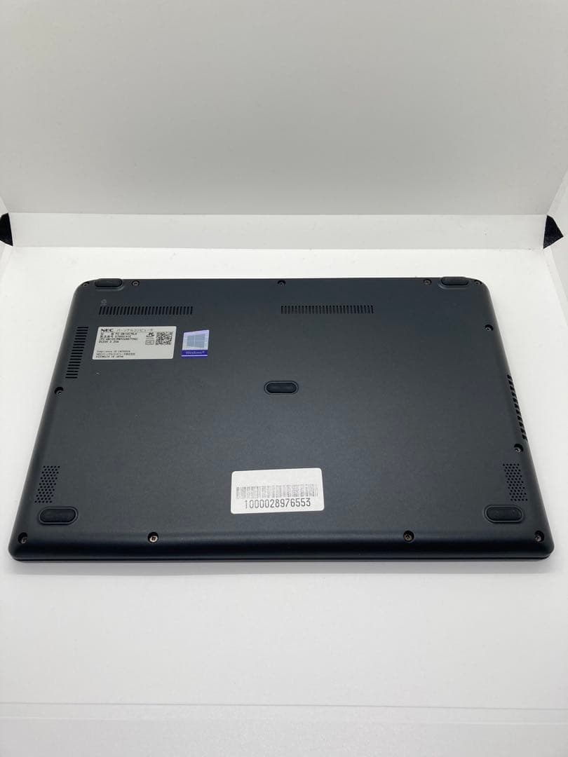 Intel Core i5 10世代8GBメモリ SSD 256GB ノートPC