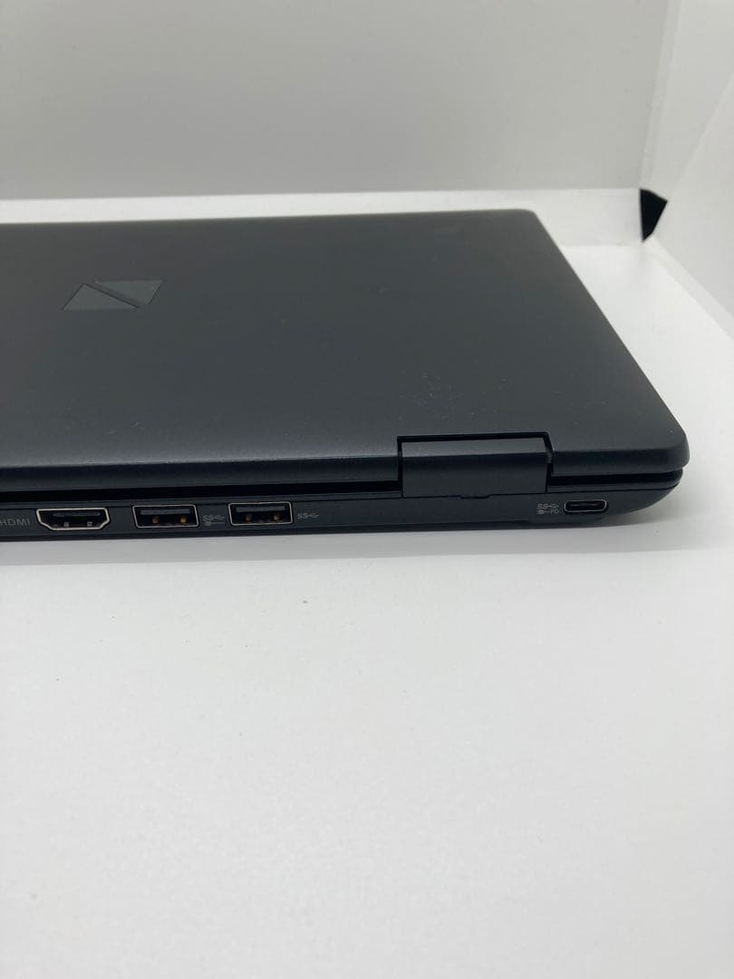 Intel Core i5 10世代8GBメモリ SSD 256GB ノートPC