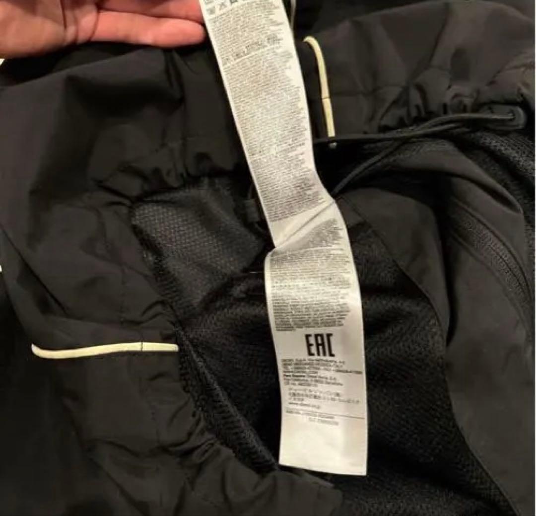 DIESEL J-HIVES ナイロンジャケット　ロゴウインドブレーカー