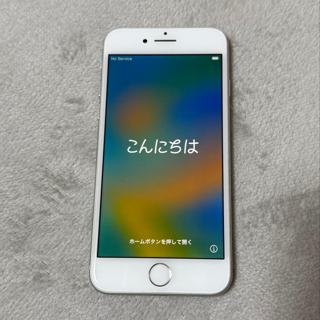 美品 iPhone 8 シルバー / SIMフリー / 64GB