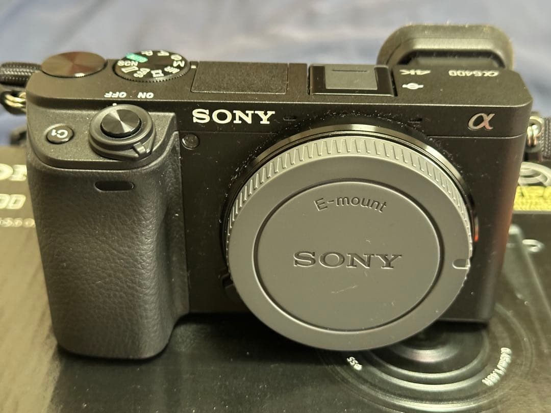 Sony α6400 ミラーレス一眼カメラ　本体のみ
