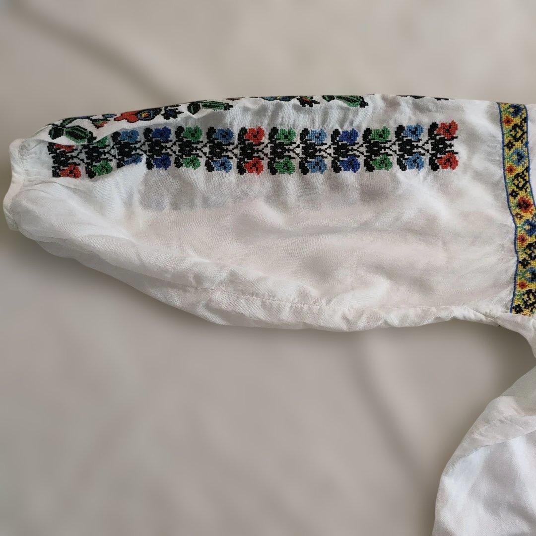 未使用タグ付 Sara Mallika サラマリカ 刺繍タッセル ブラウス 白