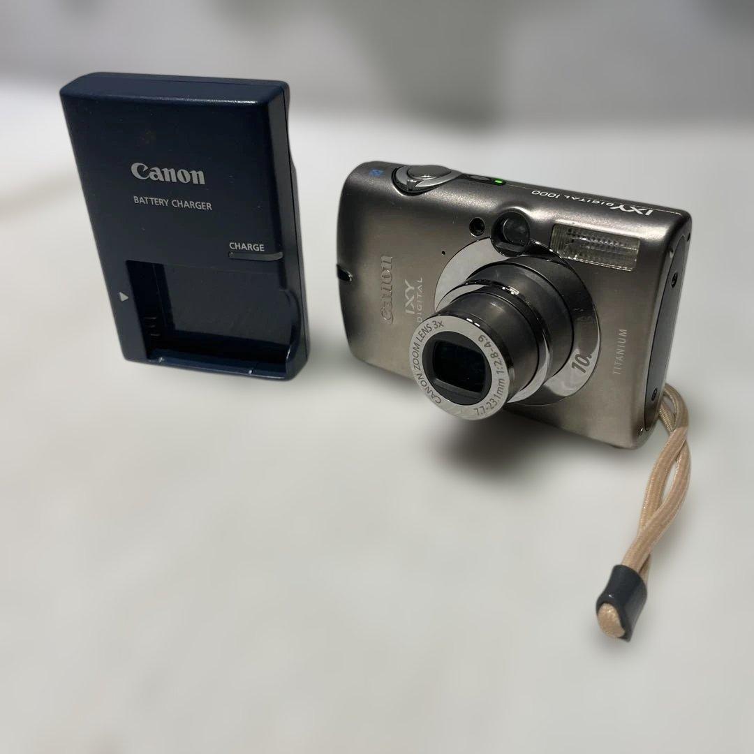 美品　Canon キャノン　PC1206 デジタルカメラ　充電器付き　早い者勝ち