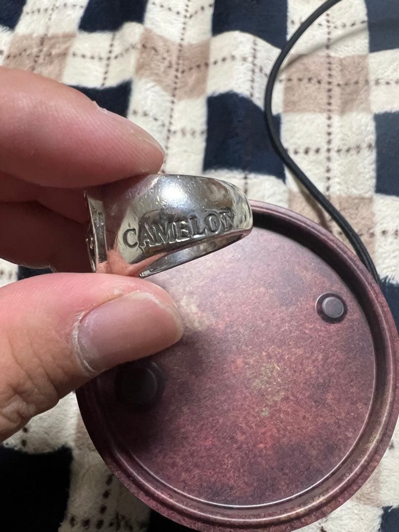 プ*タ様 シルバー製盾型リングロードキャメロット　19号