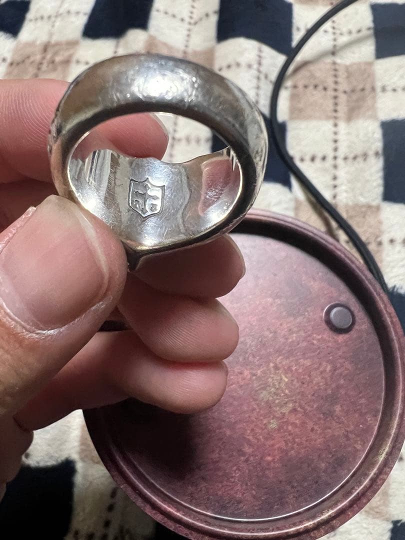 プ*タ様 シルバー製盾型リングロードキャメロット　19号