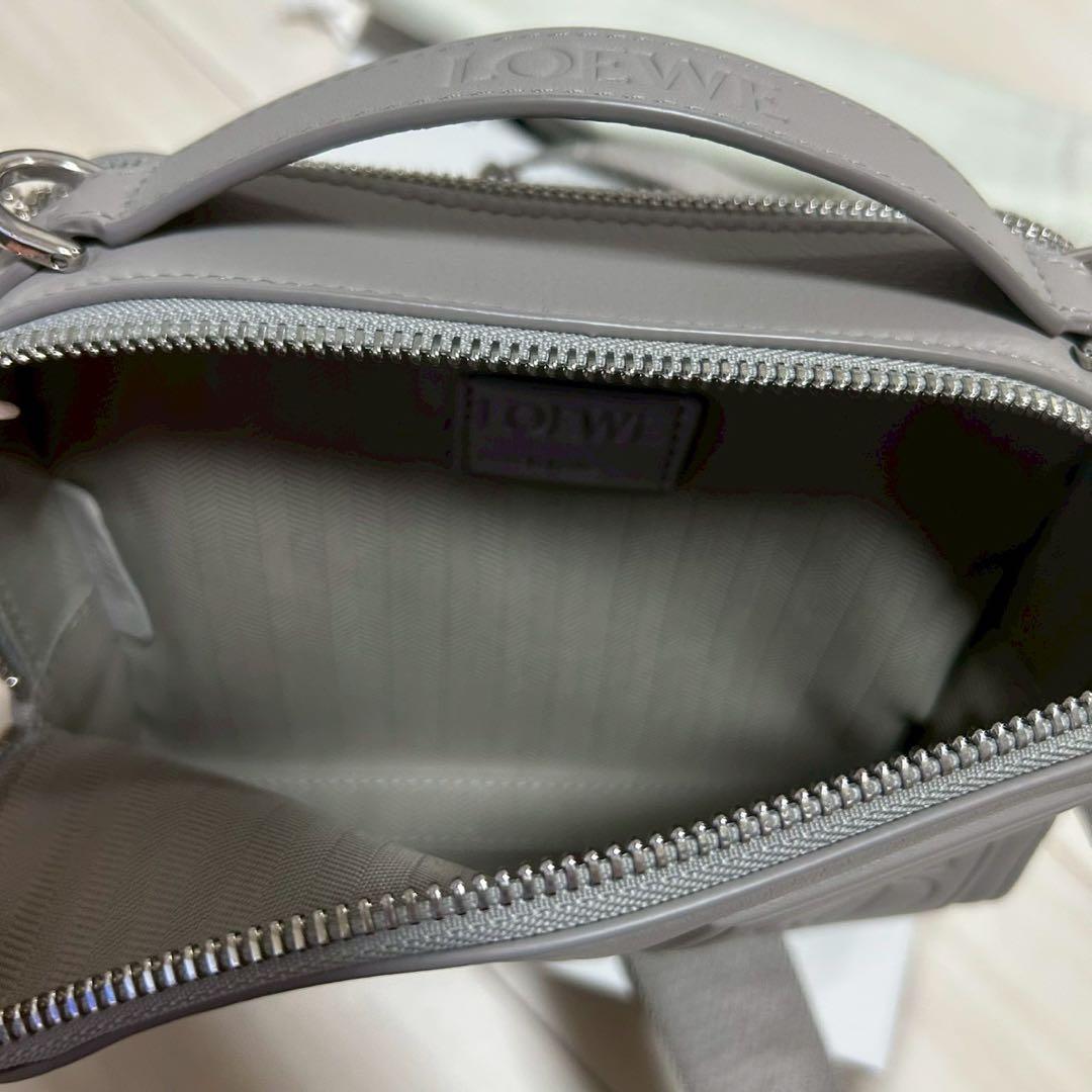 ロエベ クロスボディカメラバッグミニ