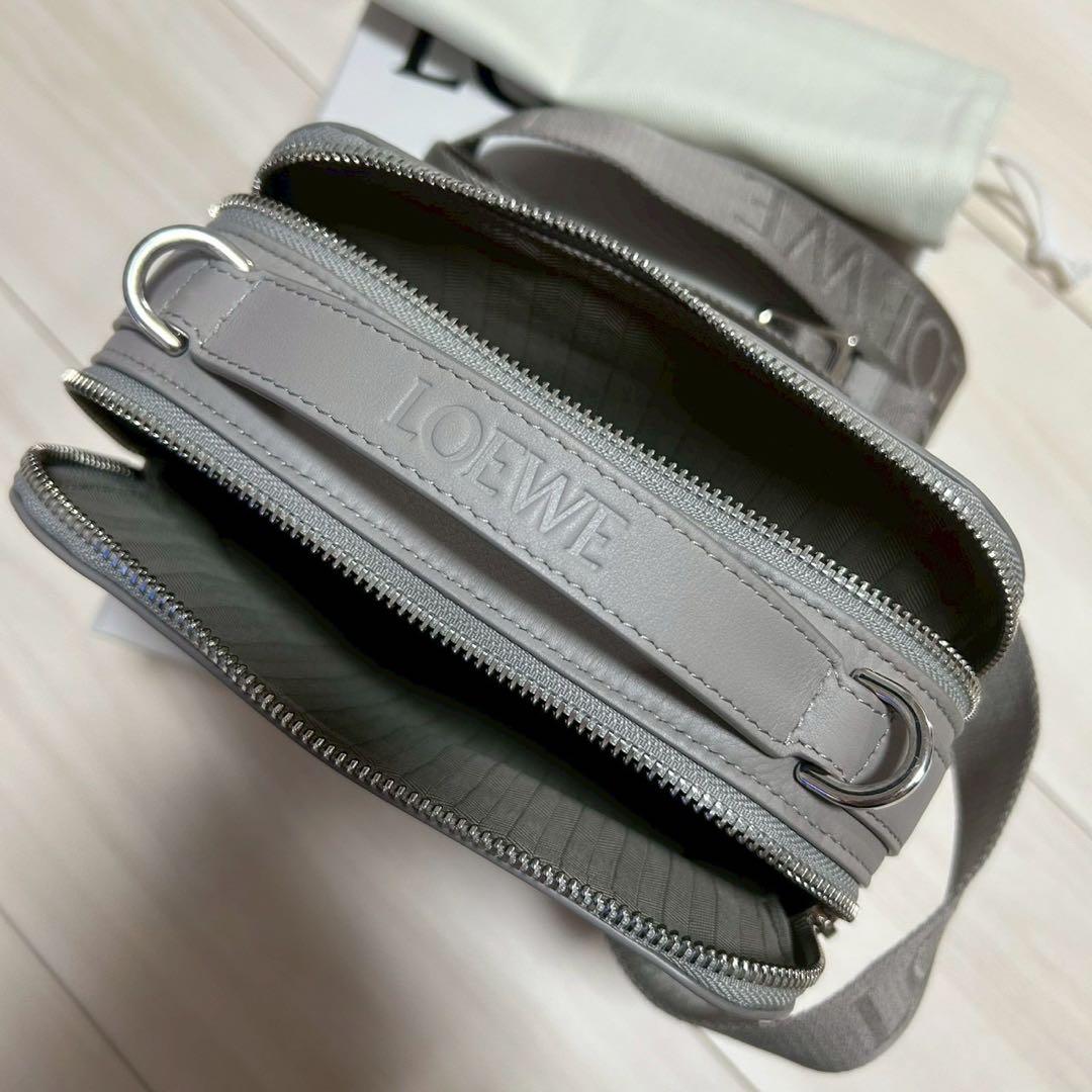 ロエベ クロスボディカメラバッグミニ