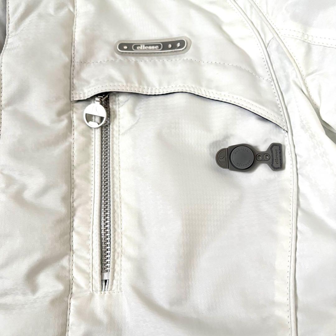 美品☆ellesse ITALY エレッセ　スキーウェア　上S 下M ホワイト