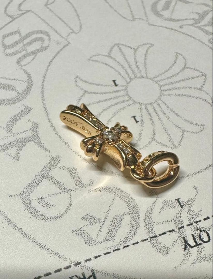 クロムハーツ　クロスベビーファット　チャーム22K天然パヴェ インボイ