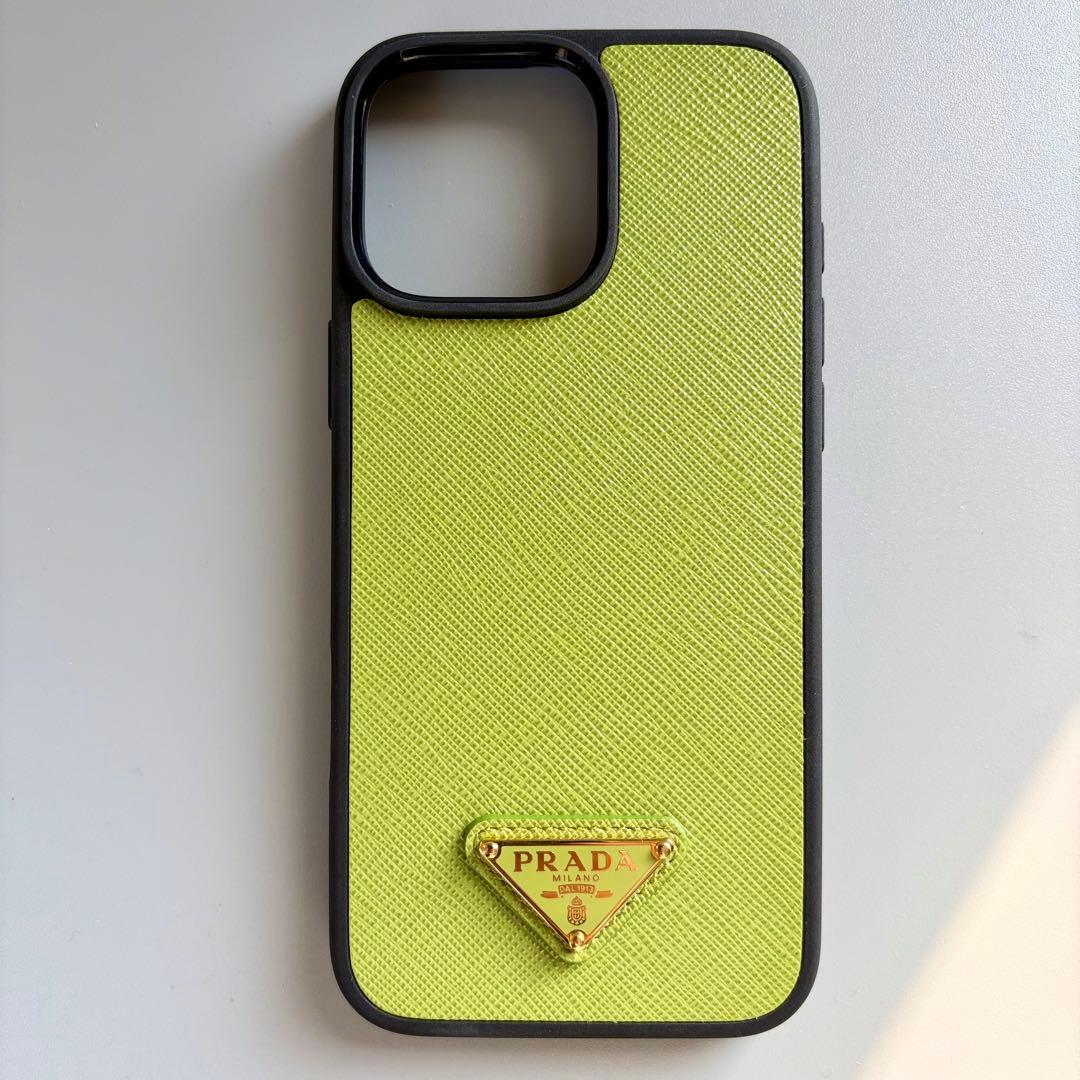 新品 未使用 プラダ PRADA iPhoneケース 16 ProMax ロゴ