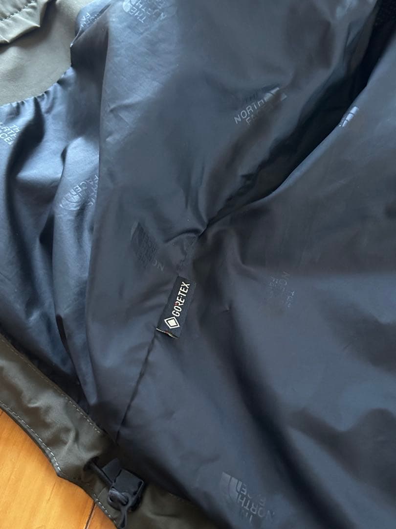 【美品】MOUNTAIN LIGHT JACKET（ND62236)