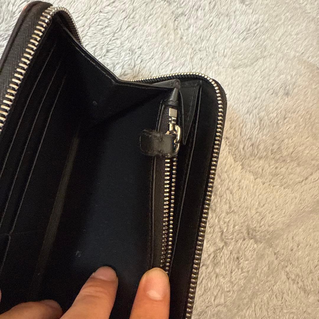 極美品　バーバリー　現行　メンズ　　長財布　ブラック　値下げ交渉可能