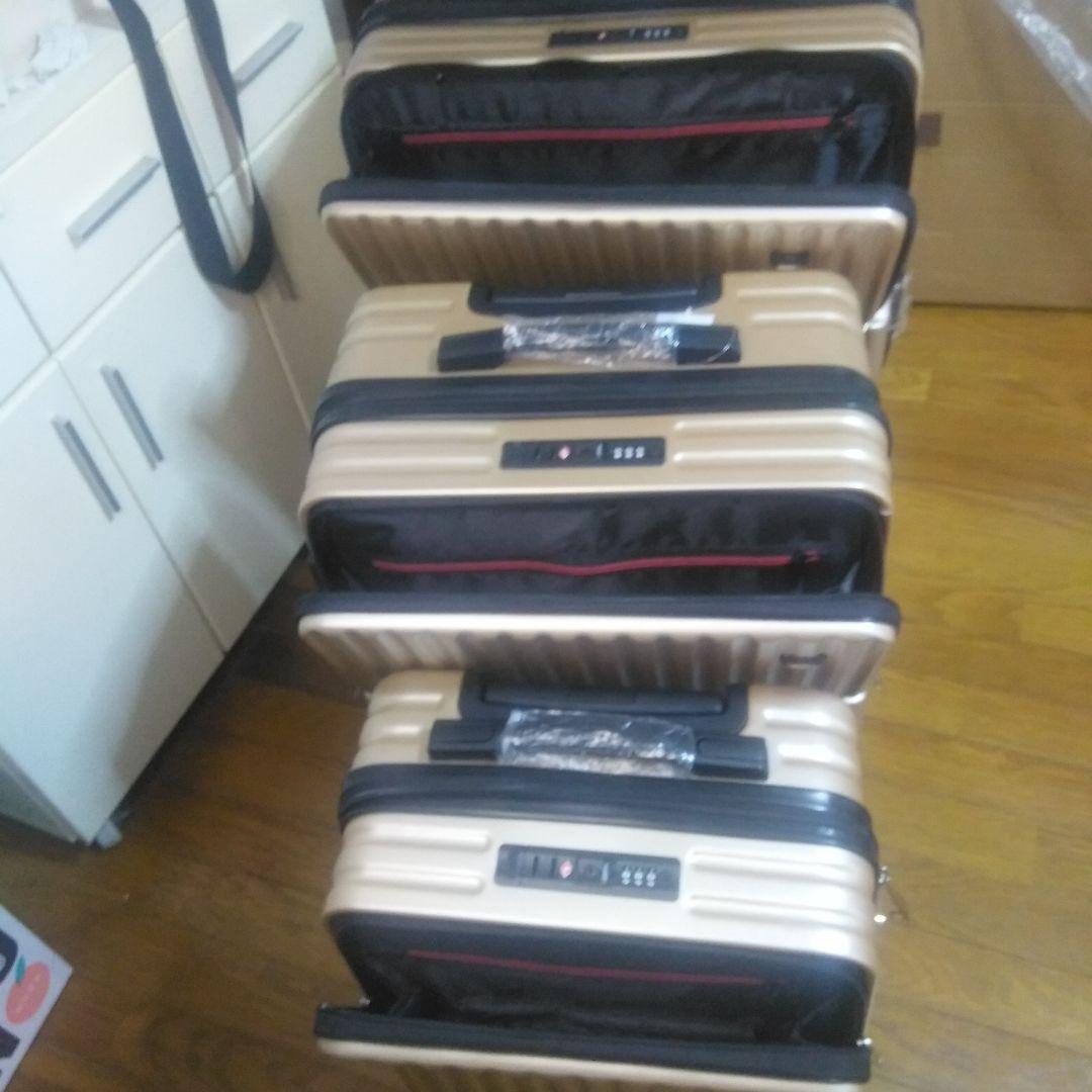 ゴールドキャリーケース3点セットサイズは14枚目の写真