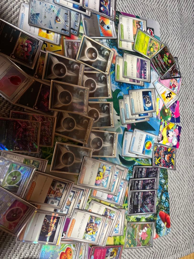 み*@様 基本悪エネルギー レジェンド ブラッキー 8枚+カードケース、スリーブ