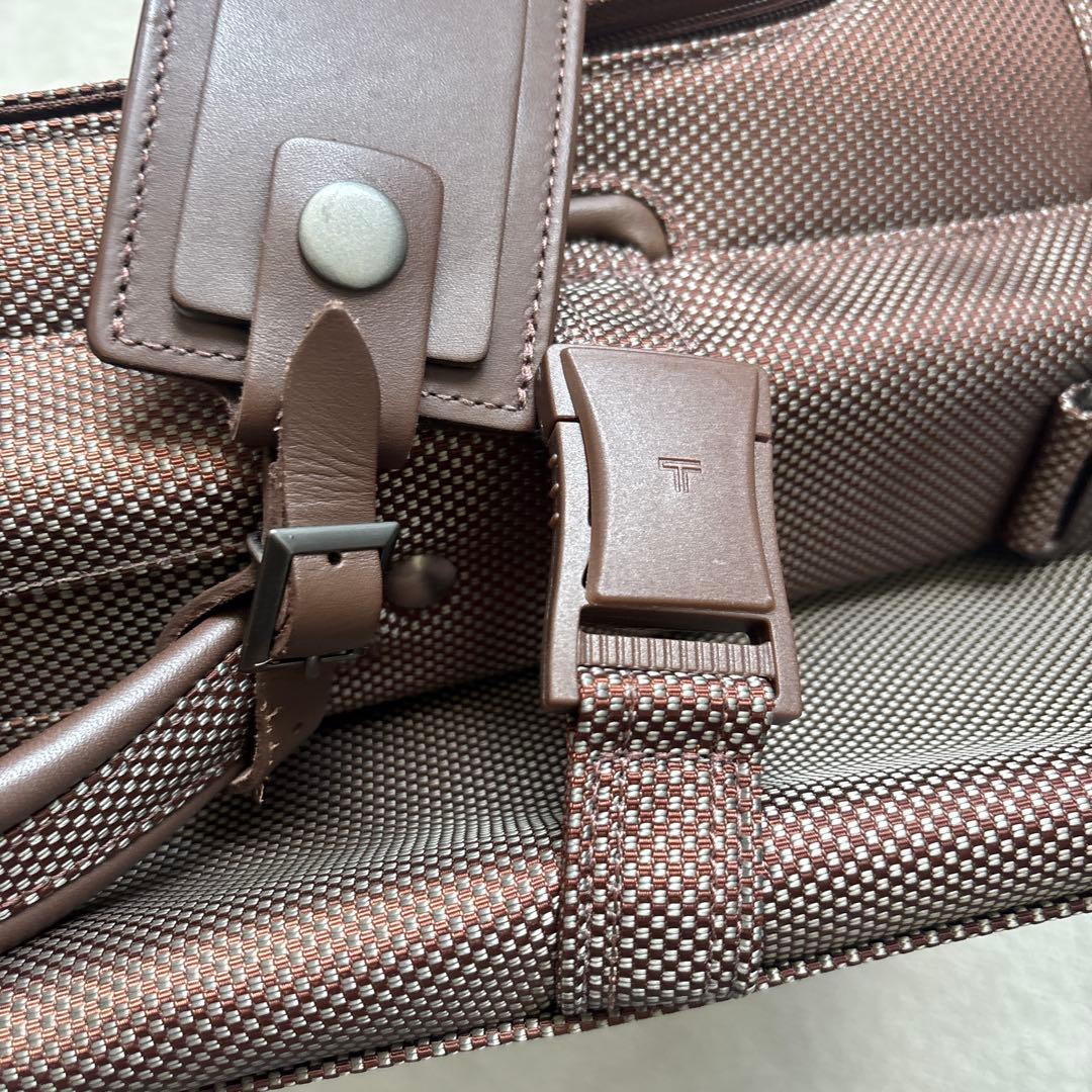 【未使用✨】TUMI トゥミ ガーメント バッグ ショルダー　22133CH4