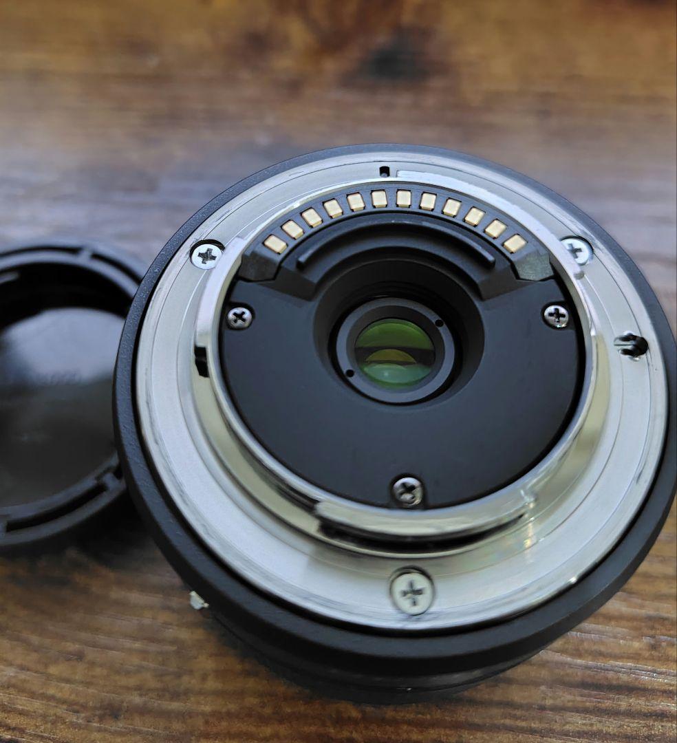 Nikon1 J1 標準ズームレンズキット 【純正バッテリー２個＆ソフトケース】