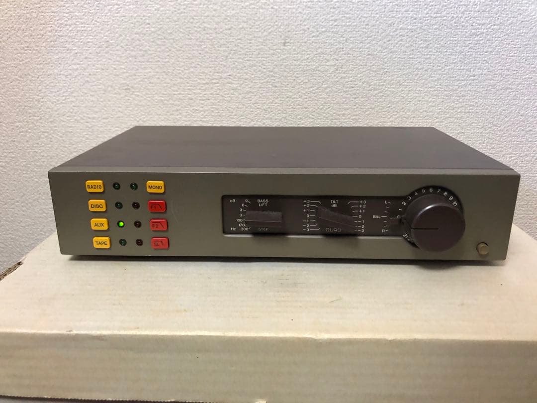 英国製 名作QUAD34プリアンプ 前期型 動作品