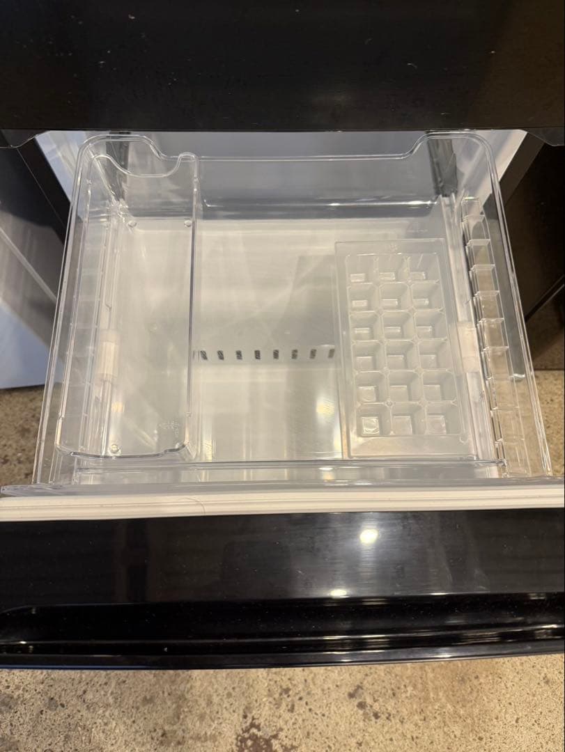 ヤマダ　YAMADA 高年式　2023年製　冷蔵庫　156L 一人暮らし