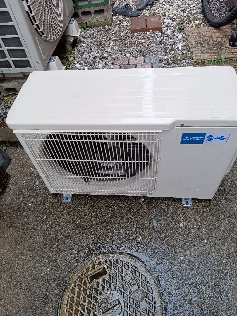 きょん‼️三菱霧ヶ峰エアコン室外機
