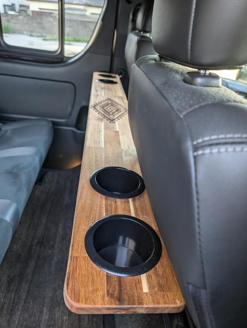 ハイエース　スリムセカンドシートテーブル　キャンプ　車中泊