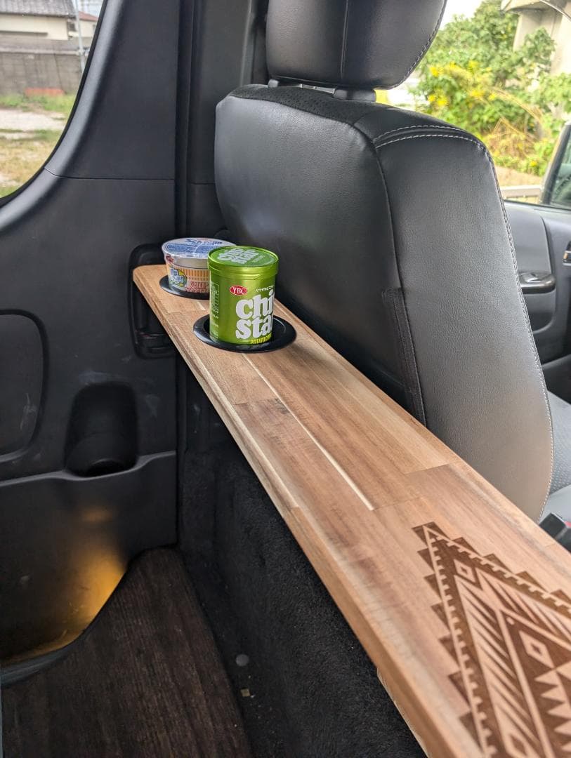 ハイエース　スリムセカンドシートテーブル　キャンプ　車中泊