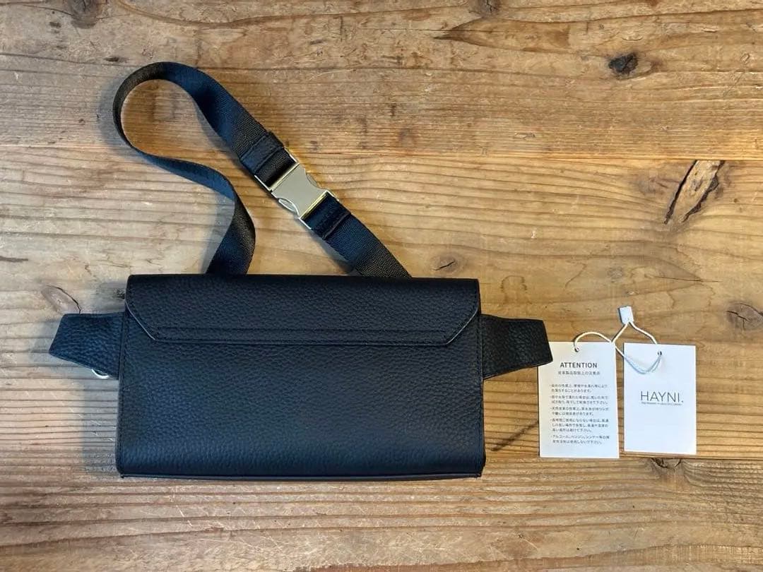 ヘイニ　マリボル　ボディバッグ　ウエストポーチ