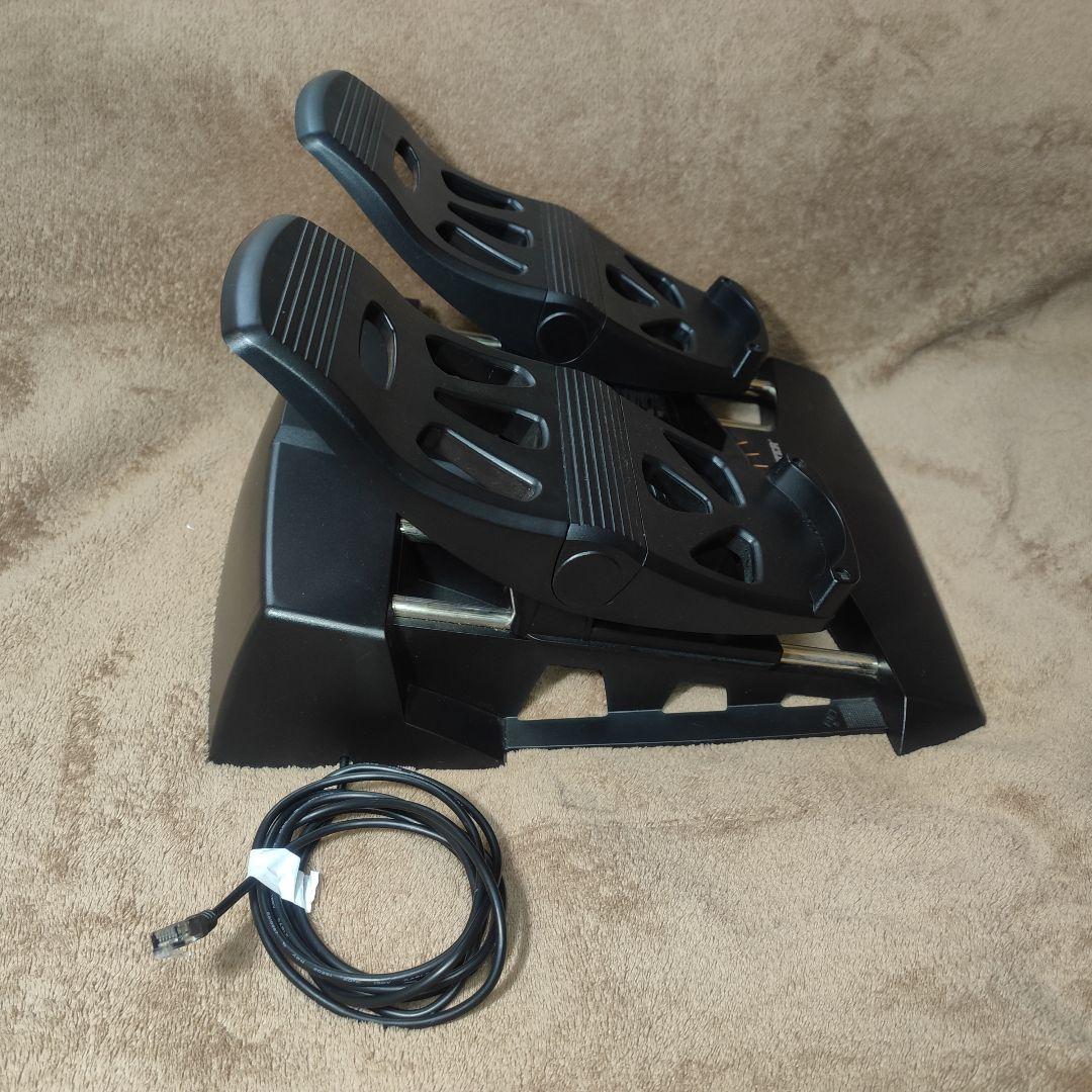THRUSTMASTER フライト ラダーペダル