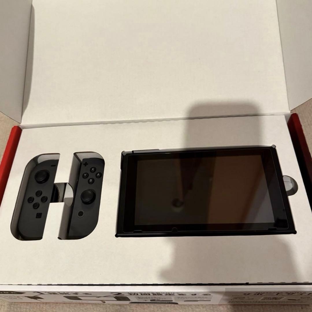 【美品】Nintendo Switch本体　グレー