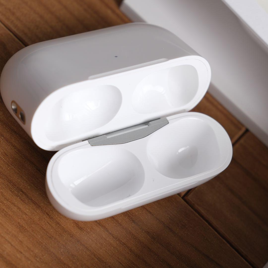 クリーニング済 AirPods Pro 2 フルセット（充電ケースは昨年購入）