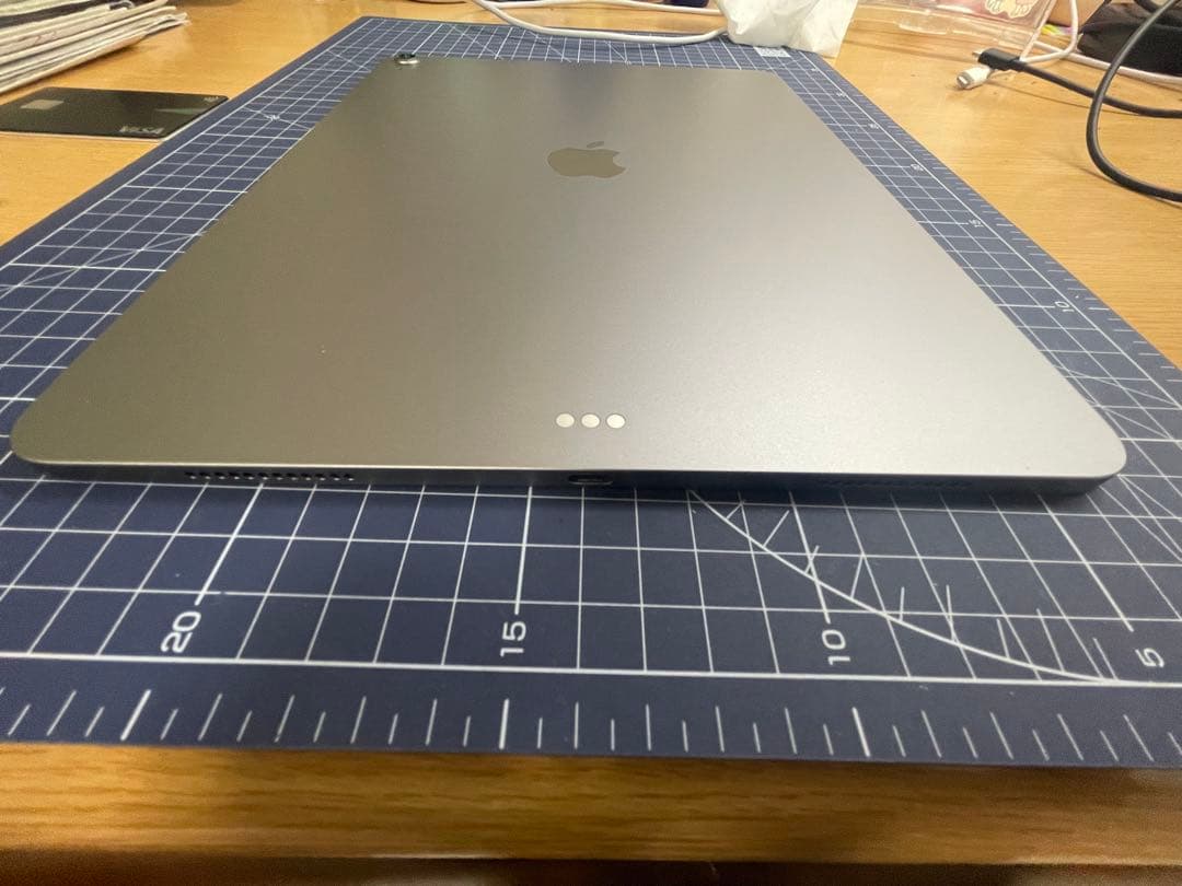 ぽ*ら様 Apple iPad M3 Air 13インチ スペースグレー　256