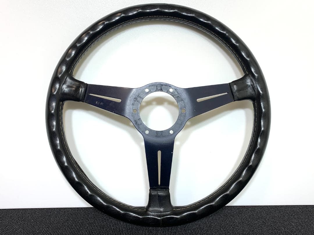 【送料無料・即日発送】NARDI ナルディ クラシック ステアリング 79年