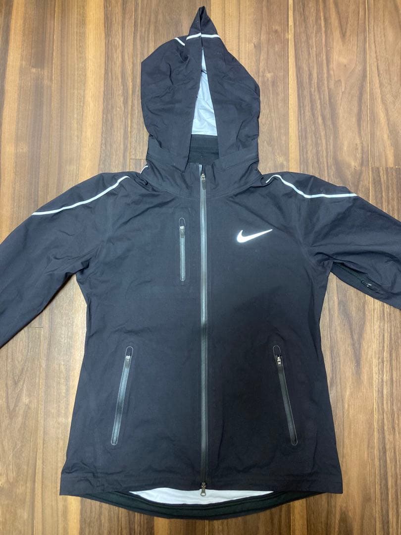 nike pro elite ストームジャケット