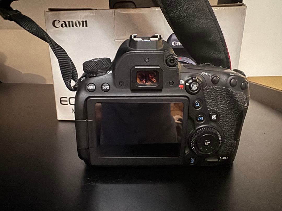 Canon EOS 6 Mark II デジタル一眼レフ