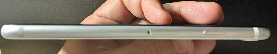 【第2世代】iPhoneSE 64GB ホワイト SIMフリー